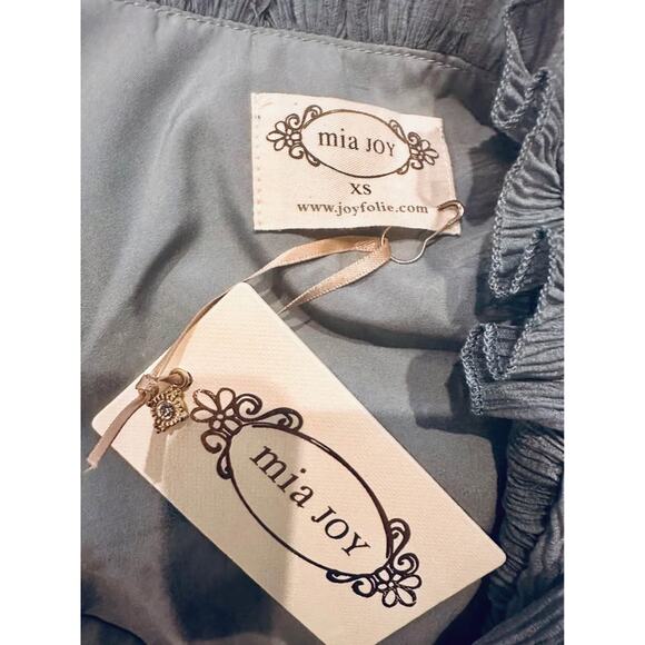 Elegant Gray Ruffled Maxi Dress - Picture 7 of 7